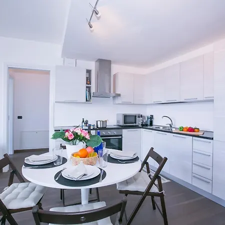 Apartament Sant' Andrea Giardino Menaggio