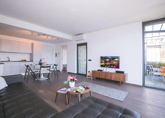 アパート Penthouse-Lakeview-Ac-Private Garden *