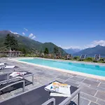 アパート Penthouse-lakeview-ac-private Garden メナッジョ