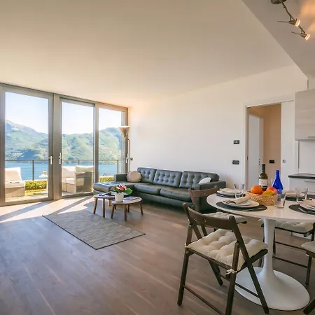 Penthouse-lakeview-ac-private Garden *