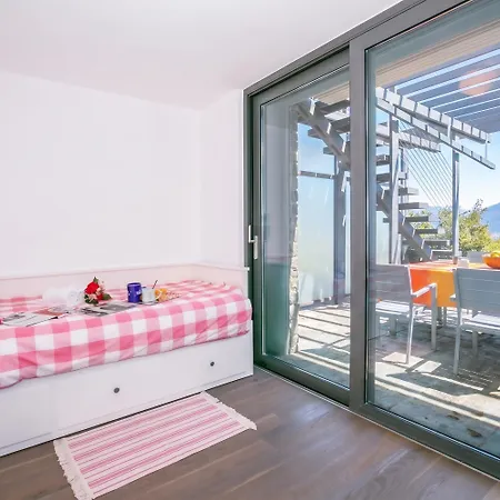 Penthouse-lakeview-ac-private Garden Appartamento Menaggio