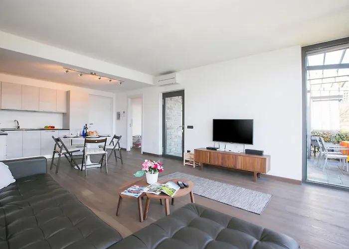 Penthouse-lakeview-ac-private Garden * Menaggio