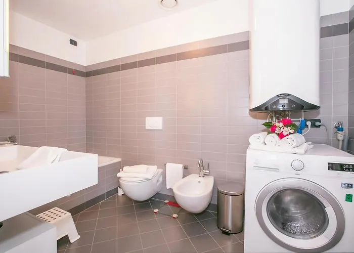 Penthouse-lakeview-ac-private Garden Apartamento