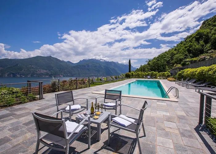 Penthouse-lakeview-ac-private Garden Menaggio